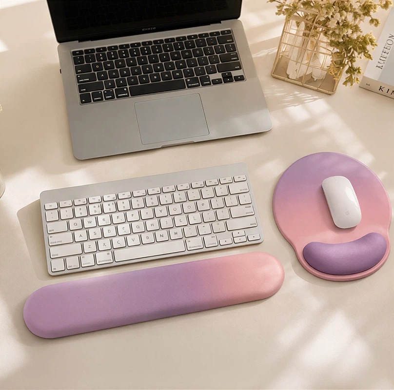 Tradescantia Purple - Gradient Pink Purple Rubber Wrist Rest